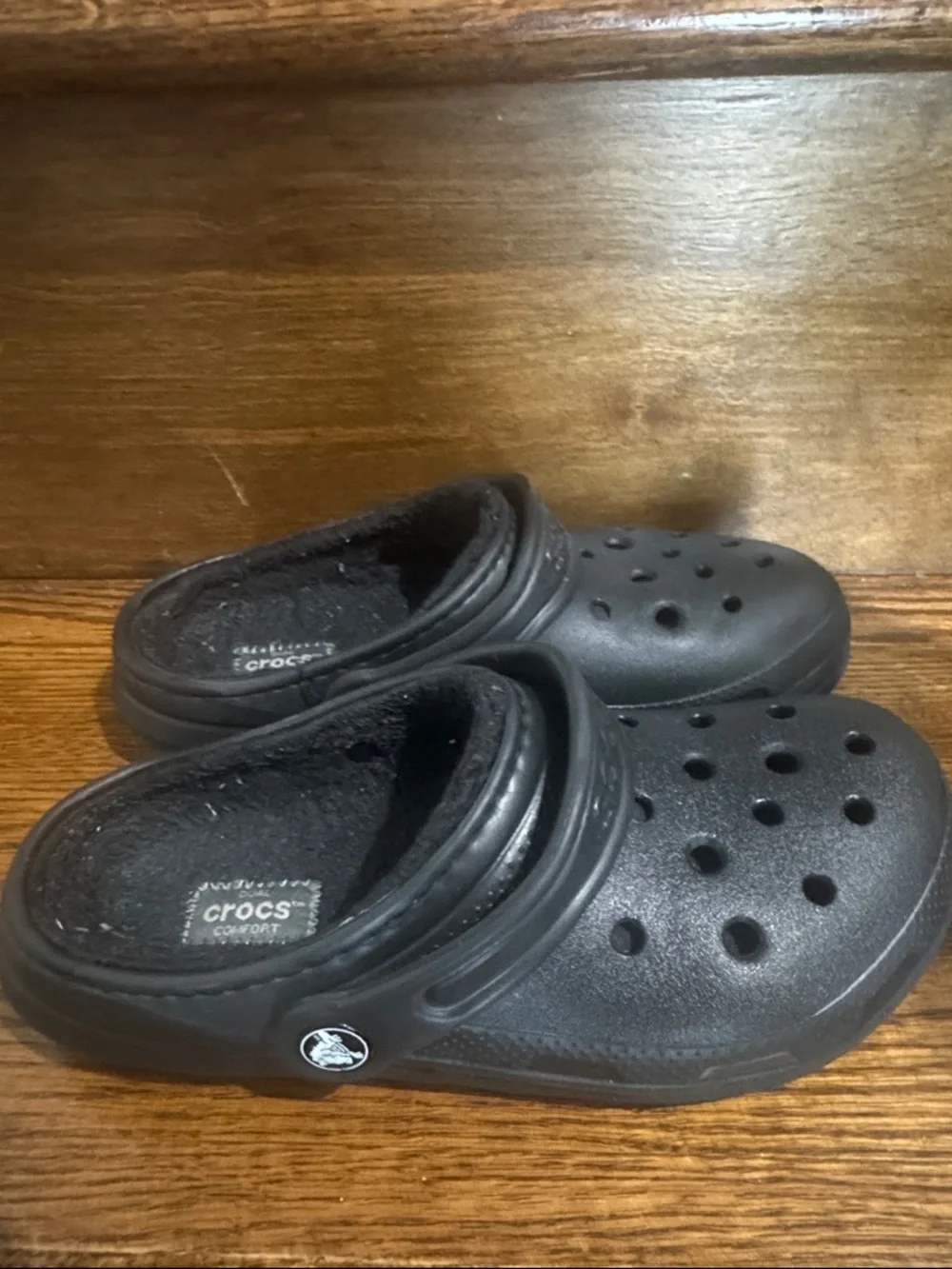 CROCS Kids Classic Clog with Fleece Lining - Black -J3